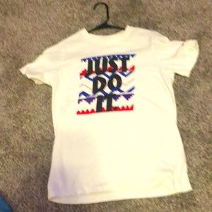 Boys large nike  t shirt